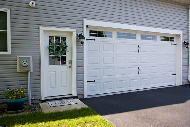 24/7 Emergency Garage Door Panel Replacement experts in Choccolocco, AL